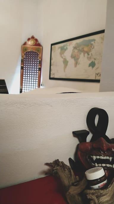 Casa Colorista En El Casco Antiguo Villa Аликанте Екстериор снимка