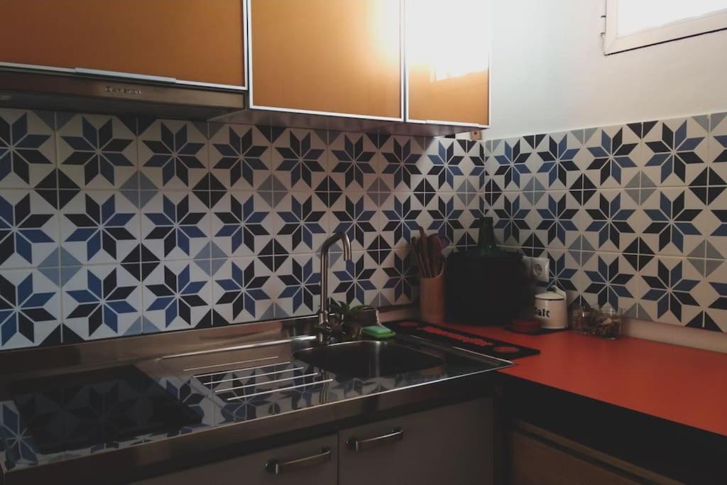 Casa Colorista En El Casco Antiguo Villa Аликанте Екстериор снимка
