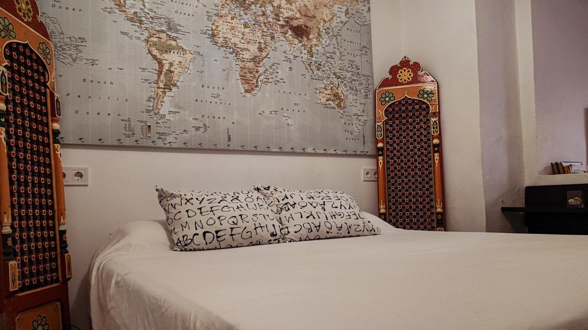 Casa Colorista En El Casco Antiguo Villa Аликанте Екстериор снимка